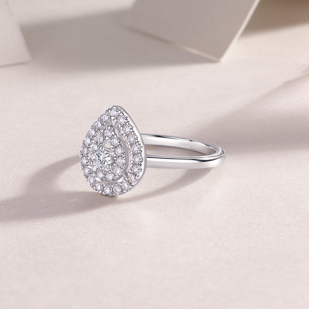 Round cut Moissanite stone