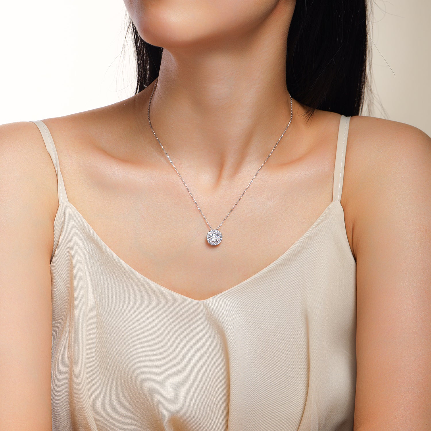 Celestial Halo Moissanite Pendant Necklace | 2-Carat S925 Sterling Silver