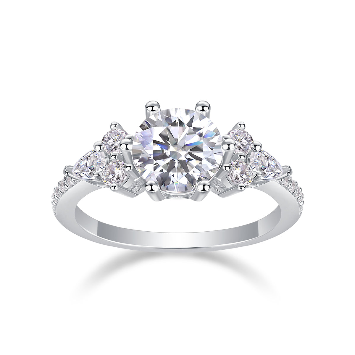 Brilliant round cut Moissanite