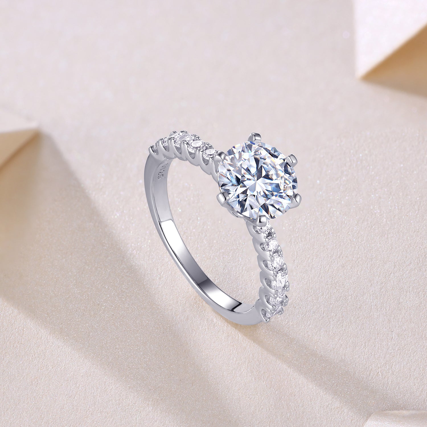 Round brilliant diamond cut | Moissanite Stone