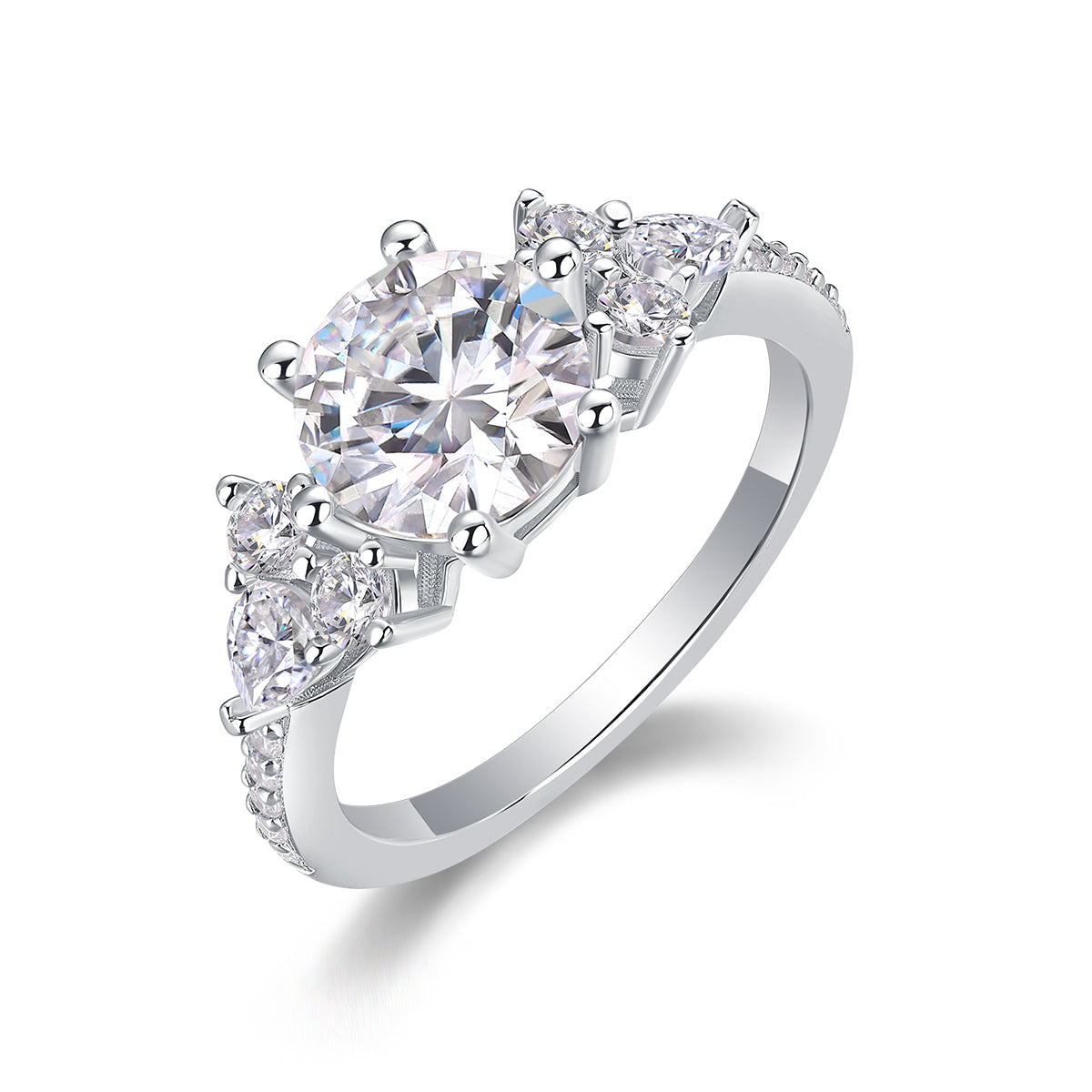 Brilliant round cut Moissanite